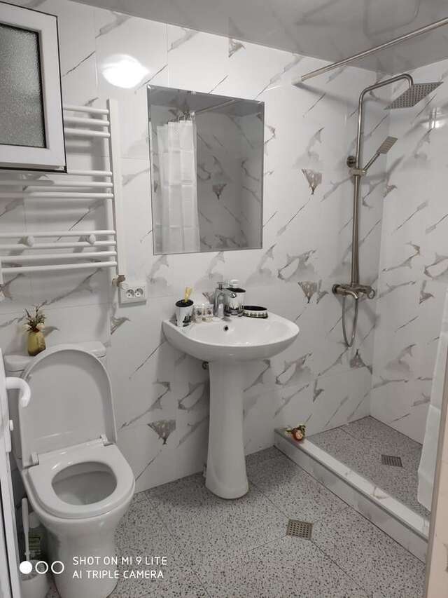 Гостевой дом Apartment Taso Тбилиси-20